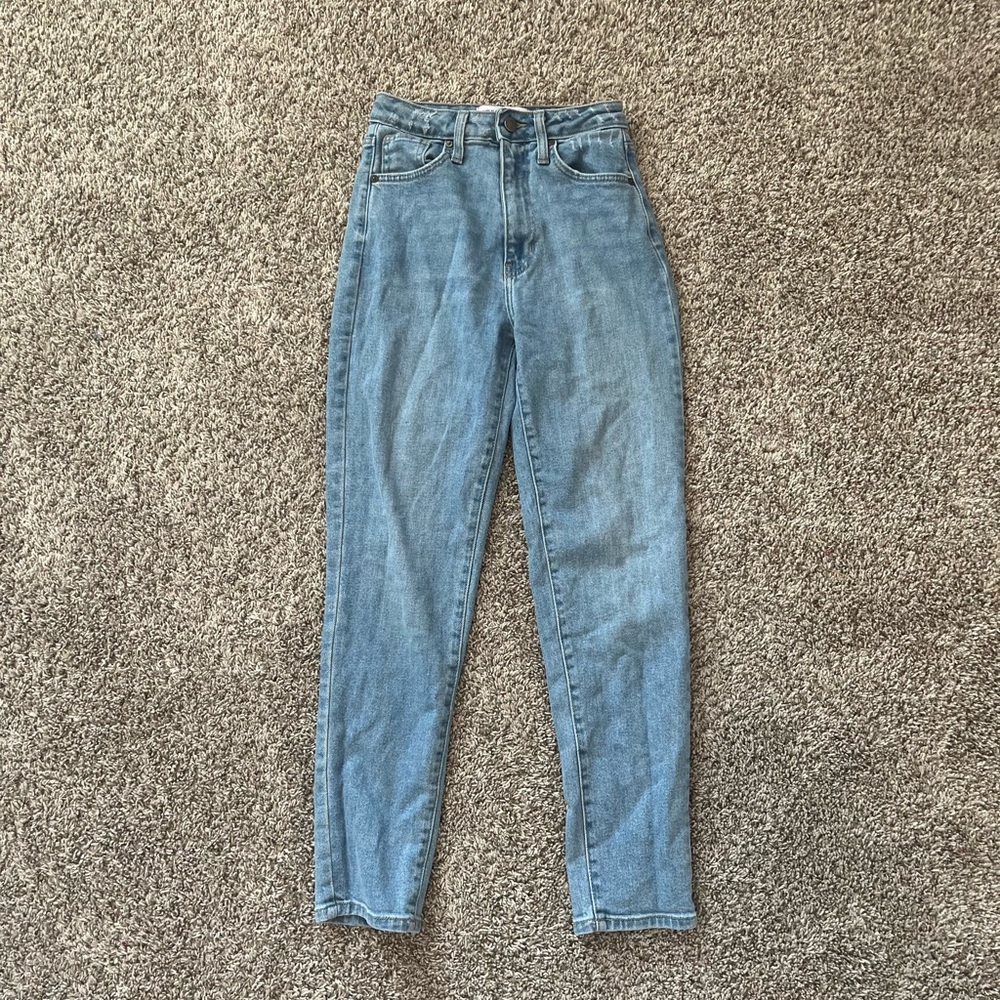 🤍Blue denim light wash straight leg jeans🤍